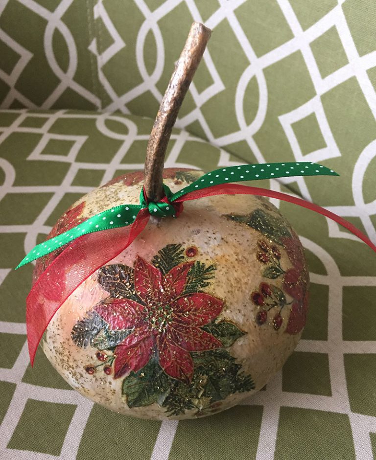 Easy Painted Holiday Gourds – Craft Picnic